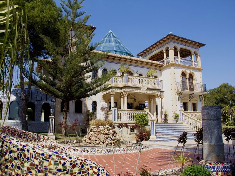 Costa Blanca Property 4768 Unique villa in Villamartin Golf, Orihuela Villa